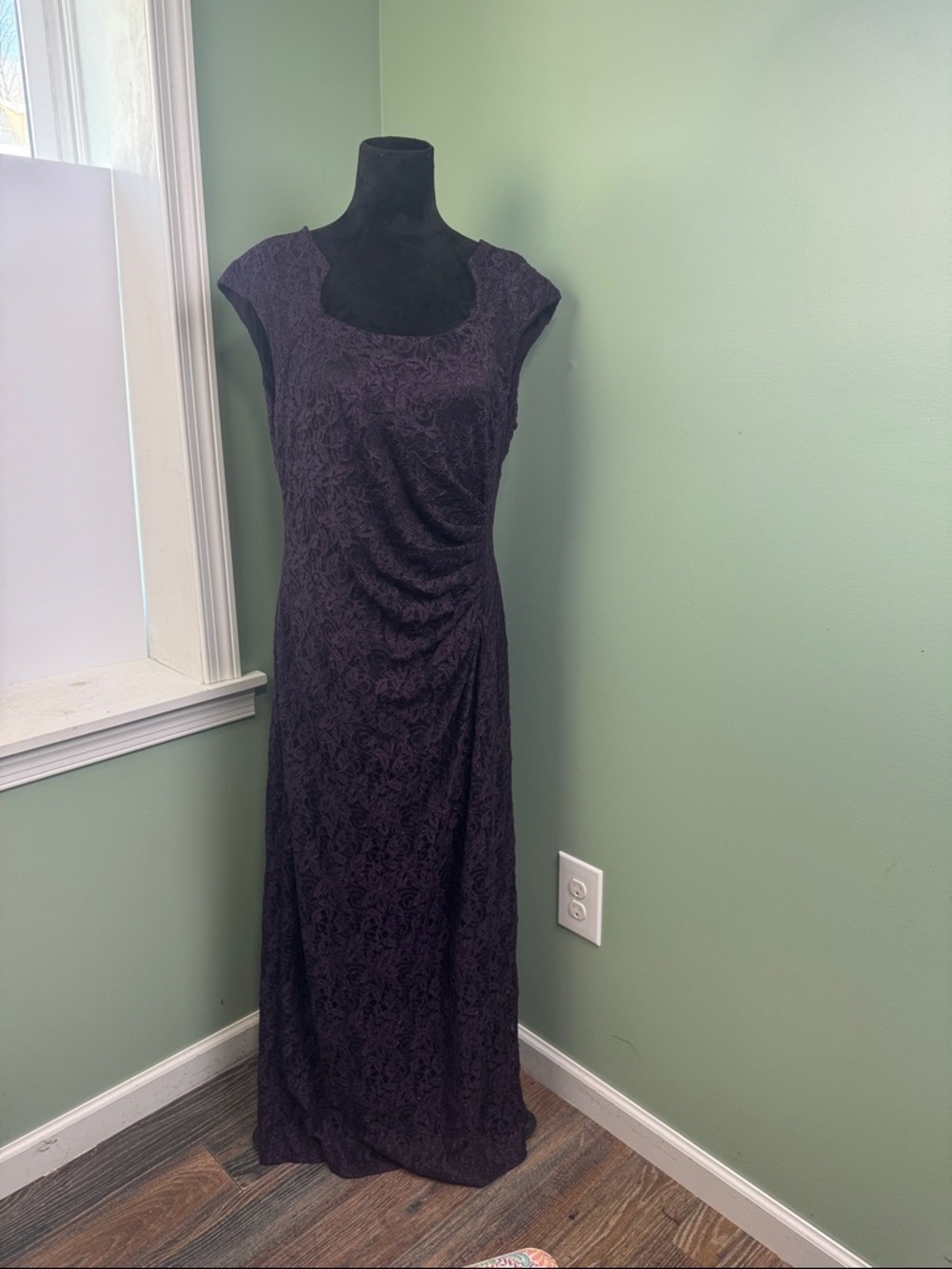 Tahari Plum Lace Cap-Sleeve Maxi Dress